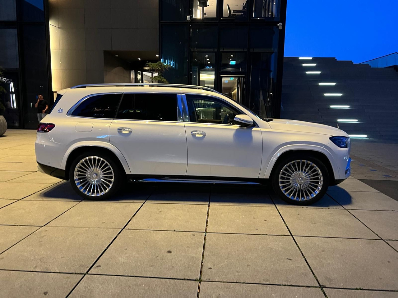 Mercedes-Benz GLS 600 Maybach 4Matic | 23 ZOLL | BURMESTER Mercedes-Benz GLS 600 Maybach 4Matic | 23 ZOLL | BURMESTER - SUV/ Todoterreno: foto 4 Mercedes-Benz GLS 600 Maybach 4Matic | 23 ZOLL | BURMESTER Mercedes-Benz GLS 600 Maybach 4Matic | 23 ZOLL | BURMESTER - SUV/ Todoterreno: foto 4