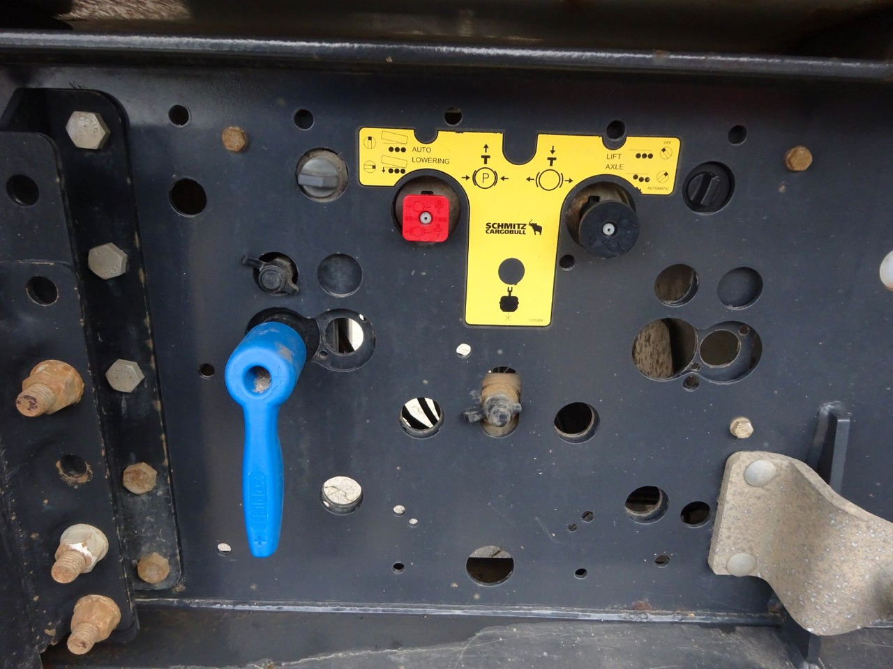 Semirremolque volquete Schmitz Cargobull SGF S3 Kipp Auflieger Mulde mit 3 Achsen: foto 10