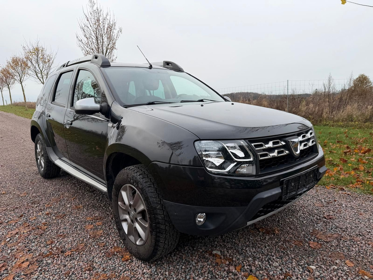 Dacia Duster I Laureate 1.5 DCI *nur 55 000km! - Furgoneta de pasajeros: foto 1 Dacia Duster I Laureate 1.5 DCI *nur 55 000km! - Furgoneta de pasajeros: foto 1