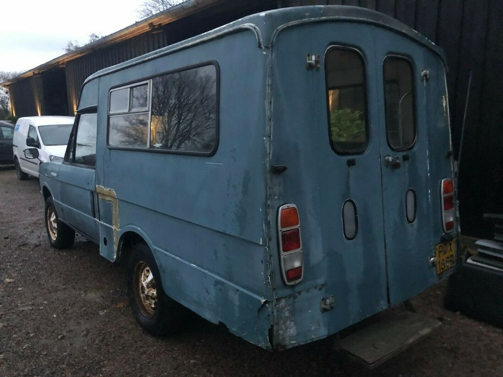 Land Rover Range Rover Classic Ambulance V8 *2900 brutto* - Ambulancia: foto 2 Land Rover Range Rover Classic Ambulance V8 *2900 brutto* - Ambulancia: foto 2