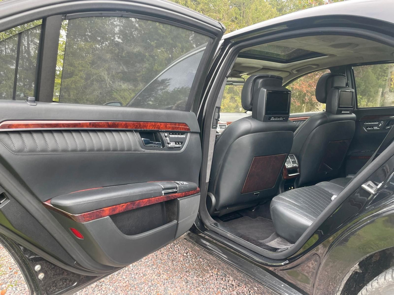 Coche familiar Mercedes-Benz S 600 S-Klasse Limousine: foto 21 Coche familiar Mercedes-Benz S 600 S-Klasse Limousine: foto 21