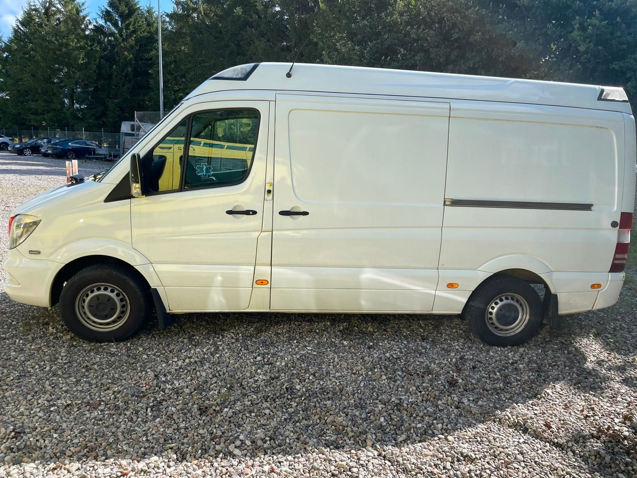 Mercedes-Benz Sprinter II Kasten 316 CDI Aut *Ambulance - Ambulancia: foto 2 Mercedes-Benz Sprinter II Kasten 316 CDI Aut *Ambulance - Ambulancia: foto 2