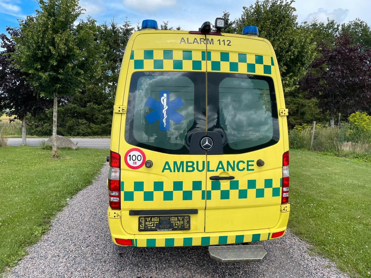 Mercedes-Benz Sprinter II Kasten 316 CDI Aut *Ambulance - Ambulancia: foto 4 Mercedes-Benz Sprinter II Kasten 316 CDI Aut *Ambulance - Ambulancia: foto 4