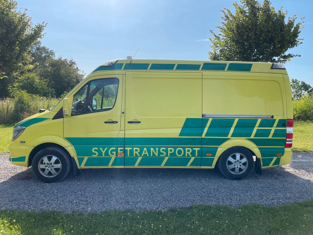 Mercedes-Benz Sprinter II Kasten 316 CDI Aut - Ambulancia: foto 2 Mercedes-Benz Sprinter II Kasten 316 CDI Aut - Ambulancia: foto 2