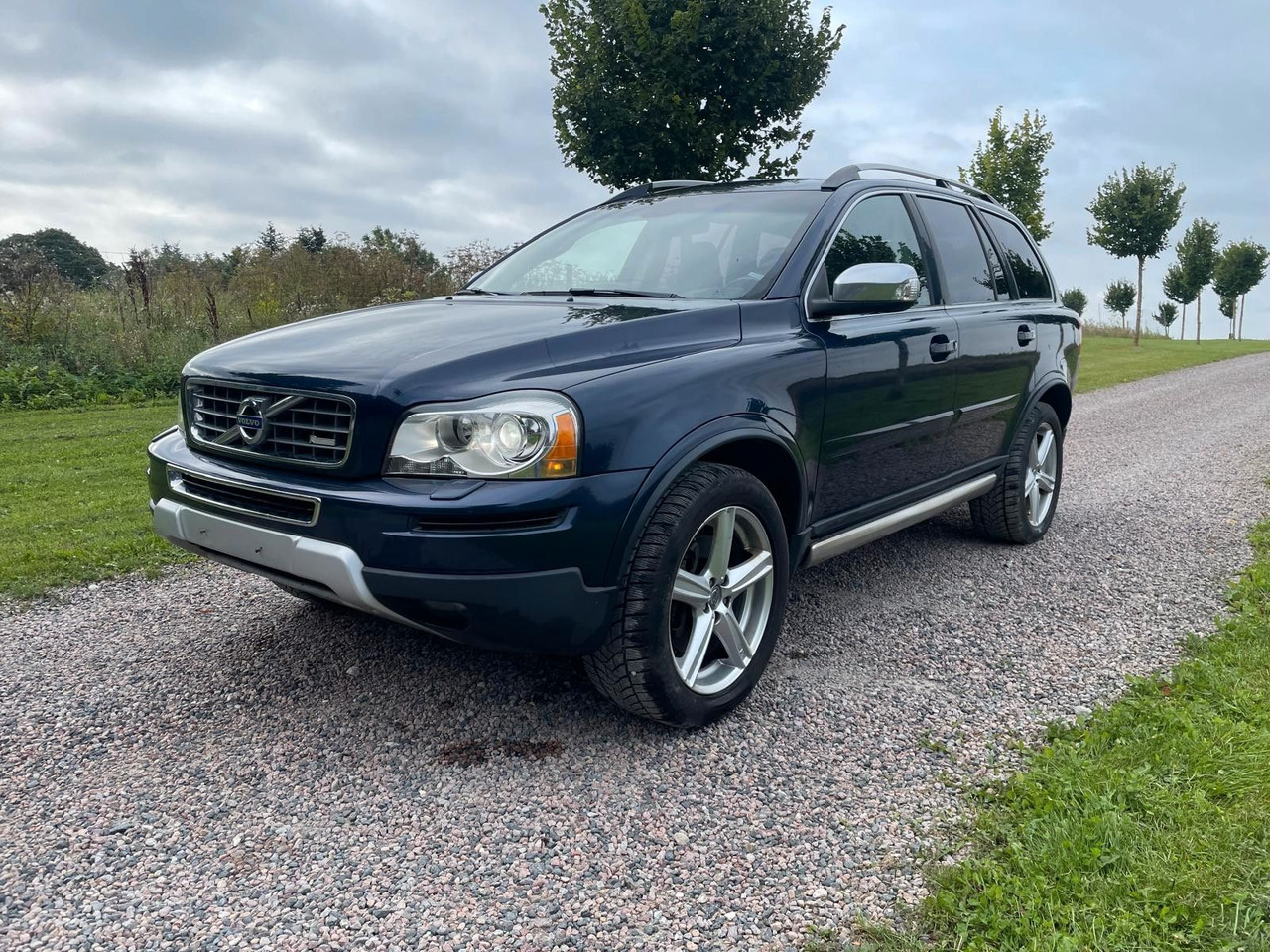 Volvo XC 90 XC90 D5 R-Design Geartronic - SUV/ Todoterreno: foto 1 Volvo XC 90 XC90 D5 R-Design Geartronic - SUV/ Todoterreno: foto 1
