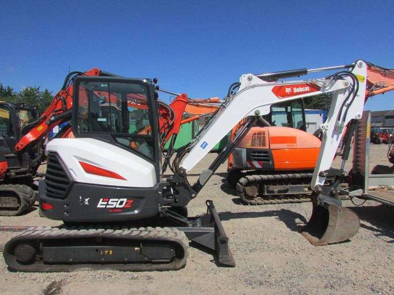 Bobcat E 50 Z 42.500 EUR - Miniexcavadora: foto 1 Bobcat E 50 Z 42.500 EUR - Miniexcavadora: foto 1