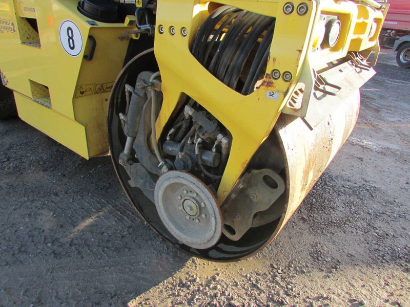 Bomag BW 154 A P-4 i AM / Asphaltmanager Walze - Rodillo: foto 4 Bomag BW 154 A P-4 i AM / Asphaltmanager Walze - Rodillo: foto 4