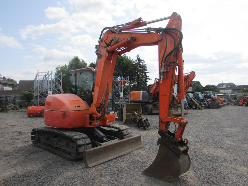 Komatsu PC 80 MR-3 /31.000 EUR - Miniexcavadora: foto 3 Komatsu PC 80 MR-3 /31.000 EUR - Miniexcavadora: foto 3