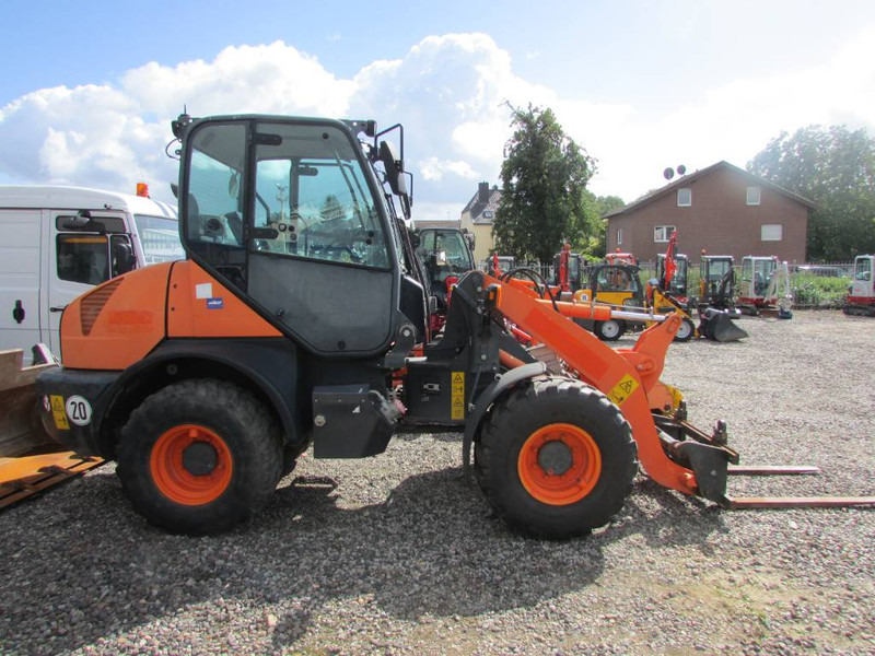 Komatsu WA 80-6 Radlader 27.500 EUR - Cargadora de ruedas: foto 1 Komatsu WA 80-6 Radlader 27.500 EUR - Cargadora de ruedas: foto 1