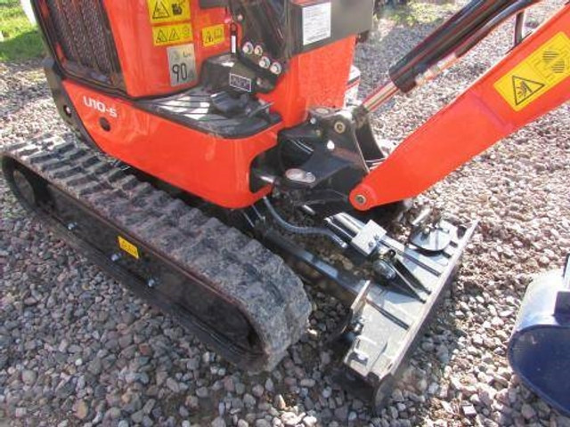 Kubota U 10-5 Side Lever Minibagger 21.500 EUR - Miniexcavadora: foto 4 Kubota U 10-5 Side Lever Minibagger 21.500 EUR - Miniexcavadora: foto 4
