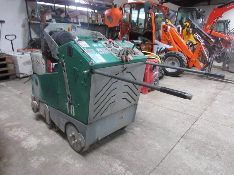 Lissmac FS 28 D Fugenschneider 6.000 EUR - Maquinaria para hormigón: foto 4 Lissmac FS 28 D Fugenschneider 6.000 EUR - Maquinaria para hormigón: foto 4