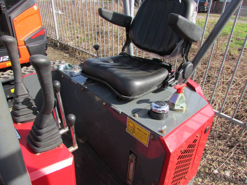 Puma LX 12-9 B Minibagger 6.500 EUR - Miniexcavadora: foto 5 Puma LX 12-9 B Minibagger 6.500 EUR - Miniexcavadora: foto 5