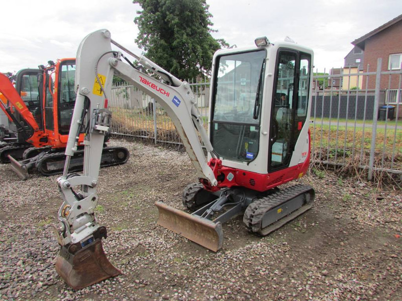 Takeuchi TB 216 V4 Minibagger 24.500 EUR - Miniexcavadora: foto 4 Takeuchi TB 216 V4 Minibagger 24.500 EUR - Miniexcavadora: foto 4