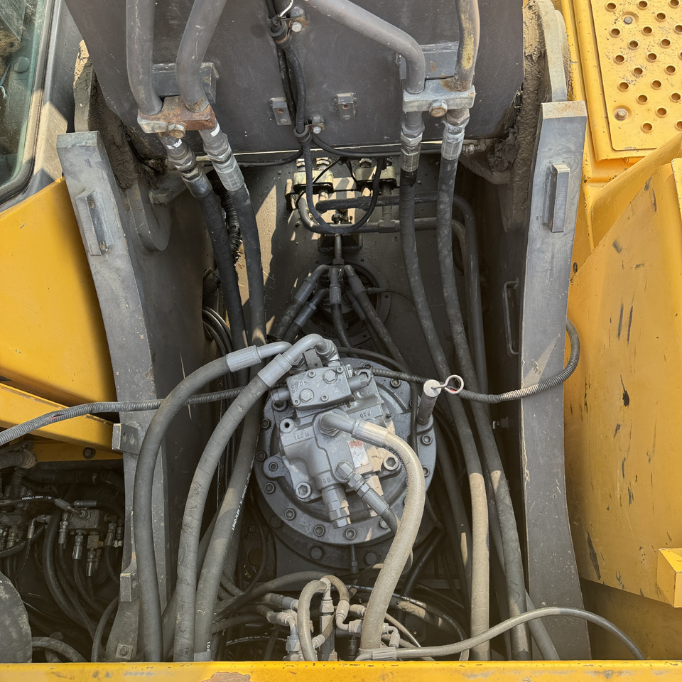 VOLVO EC240BLC - Excavadora de cadenas: foto 4 VOLVO EC240BLC - Excavadora de cadenas: foto 4