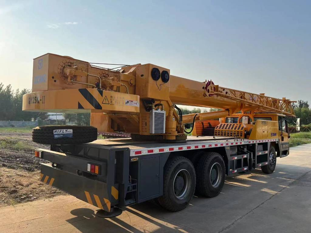 XCMG QY25K-II - Autogrúa: foto 4 XCMG QY25K-II - Autogrúa: foto 4