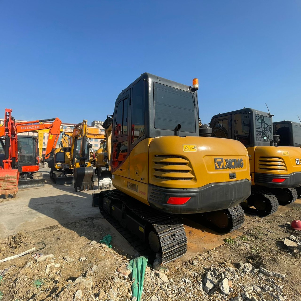 XCMG XE60DA - Miniexcavadora: foto 2 XCMG XE60DA - Miniexcavadora: foto 2