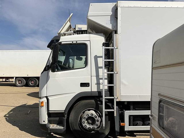 Camión frigorífico Volvo FM9: foto 20