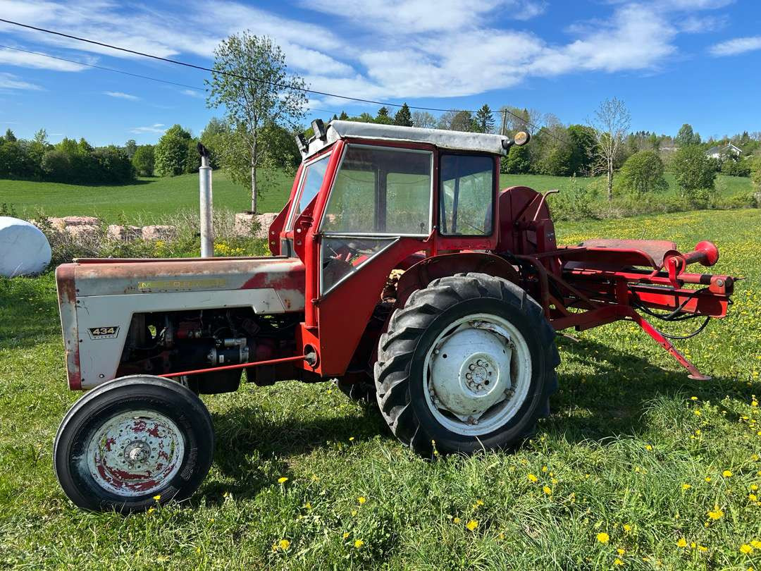 1973 McCormick 434 - Tractor: foto 3 1973 McCormick 434 - Tractor: foto 3