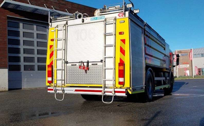 2005 Mercedes-Benz Econic 1833L / 2,50m høyde / Water tanker / Firetruck - Camión de bomberos: foto 4 2005 Mercedes-Benz Econic 1833L / 2,50m høyde / Water tanker / Firetruck - Camión de bomberos: foto 4