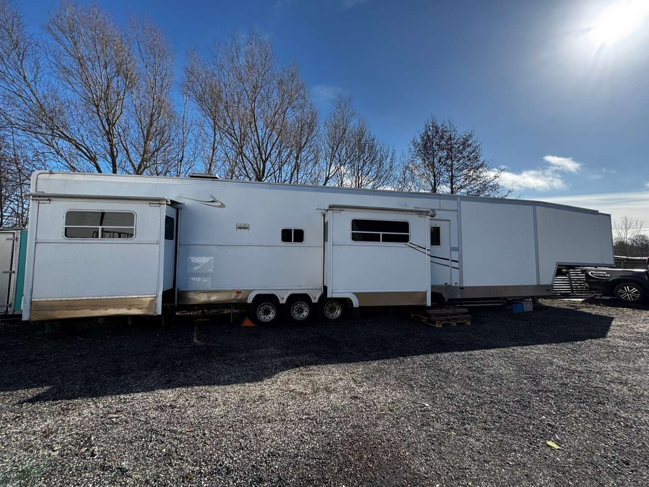 2012 5th Wheel Luxury RV / Husvogn / 16,5 m - Caravana: foto 1 2012 5th Wheel Luxury RV / Husvogn / 16,5 m - Caravana: foto 1