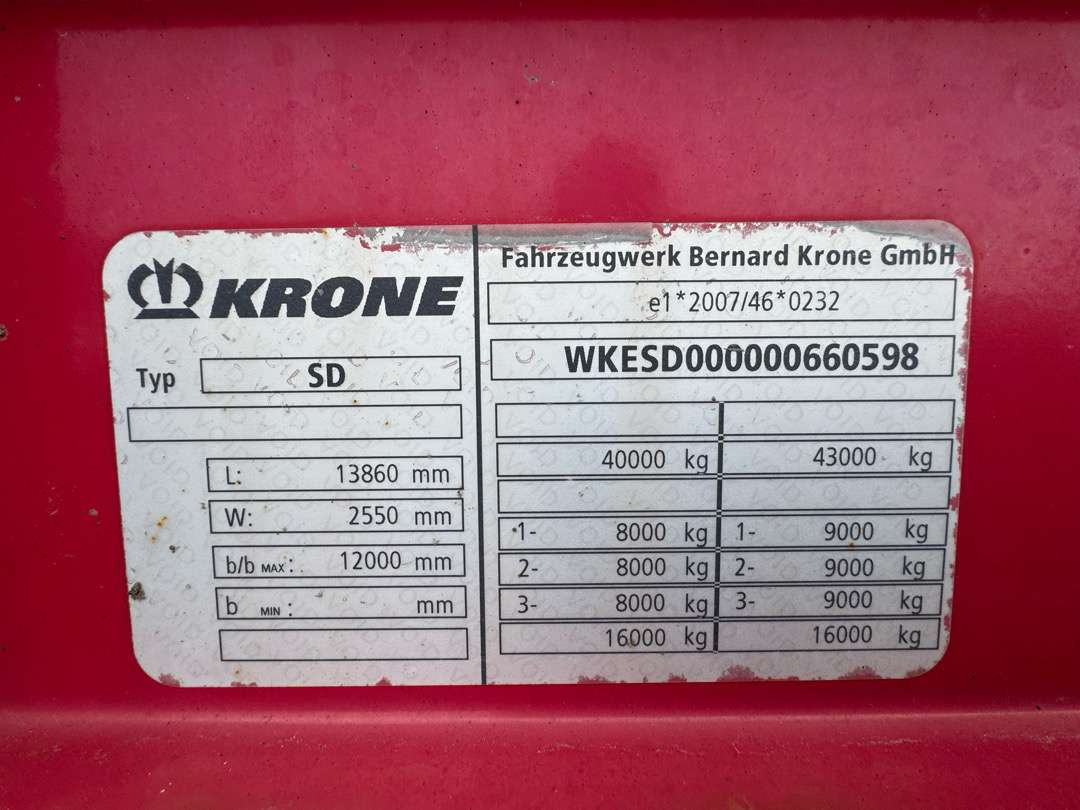 2015 KRONE Profi Line / MEGA / Curtain / Lifting roof - Semirremolque lona: foto 5 2015 KRONE Profi Line / MEGA / Curtain / Lifting roof - Semirremolque lona: foto 5