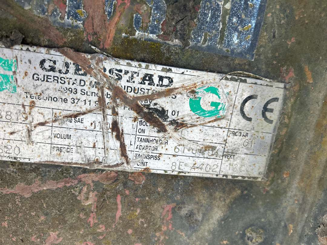 Tann skuffe fra Gjerstad S 70 feste - Implemento para Maquinaria de construcción: foto 3 Tann skuffe fra Gjerstad S 70 feste - Implemento para Maquinaria de construcción: foto 3
