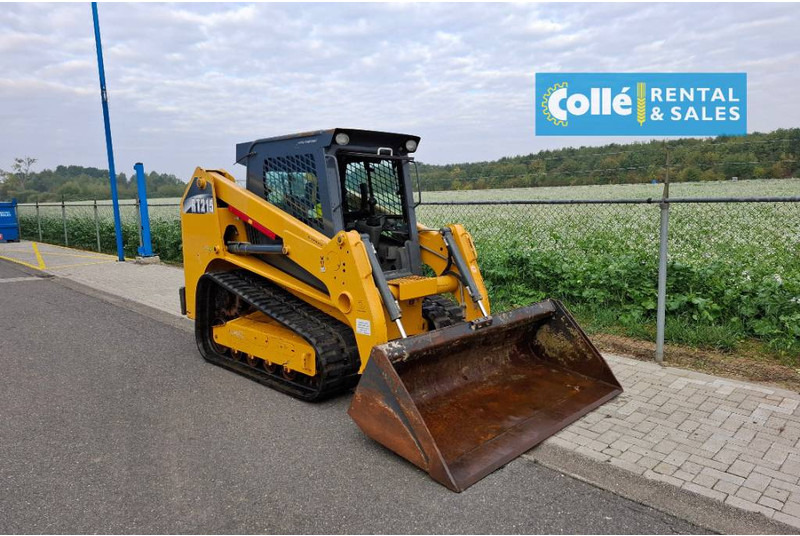 Gehl RT215 | 2018 - Cargadora de cadenas: foto 1 Gehl RT215 | 2018 - Cargadora de cadenas: foto 1