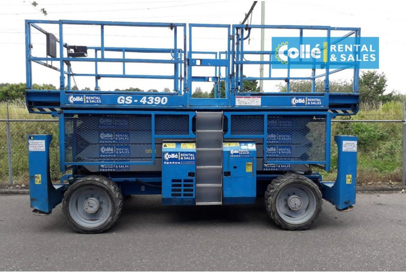 Genie GS 4390 RT | 2008 - Plataforma de tijeras: foto 2 Genie GS 4390 RT | 2008 - Plataforma de tijeras: foto 2