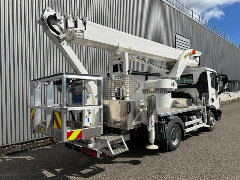Palfinger P 300 KS | 2023 - Camión con plataforma elevadora: foto 4 Palfinger P 300 KS | 2023 - Camión con plataforma elevadora: foto 4