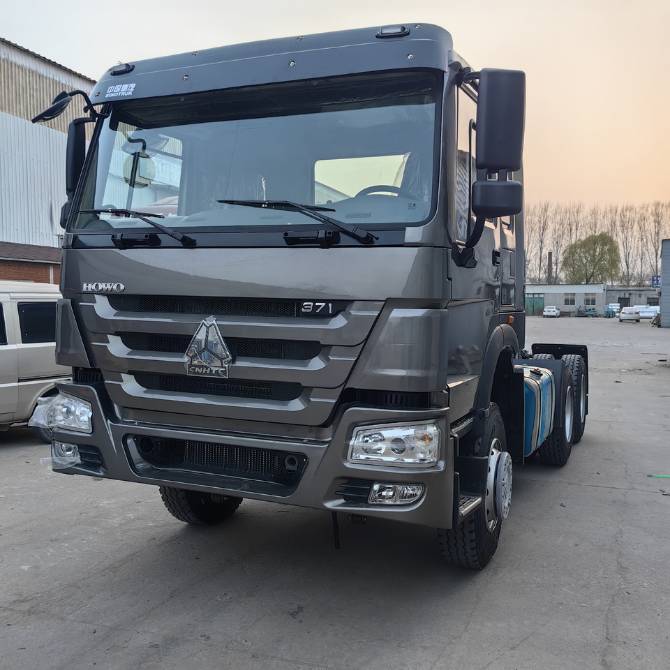 SINOTRUCK HOWO - Cabeza tractora: foto 1 SINOTRUCK HOWO - Cabeza tractora: foto 1