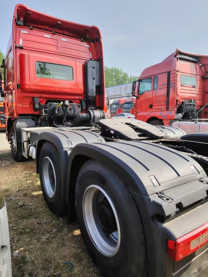 SINOTRUCK HOWO - Cabeza tractora: foto 5 SINOTRUCK HOWO - Cabeza tractora: foto 5
