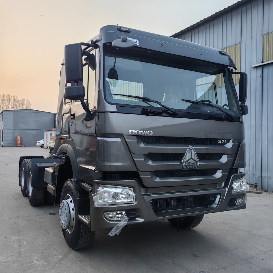 SINOTRUCK HOWO - Cabeza tractora: foto 3 SINOTRUCK HOWO - Cabeza tractora: foto 3