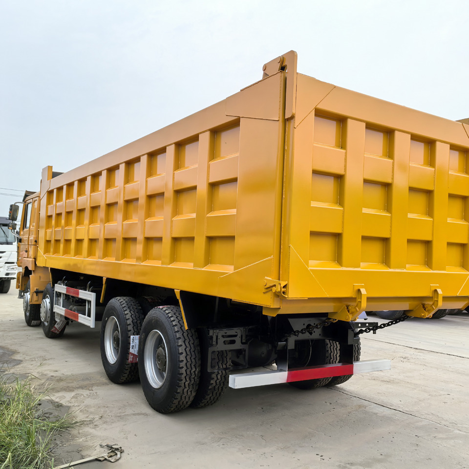 SHACMAN - Camión volquete: foto 3 SHACMAN - Camión volquete: foto 3