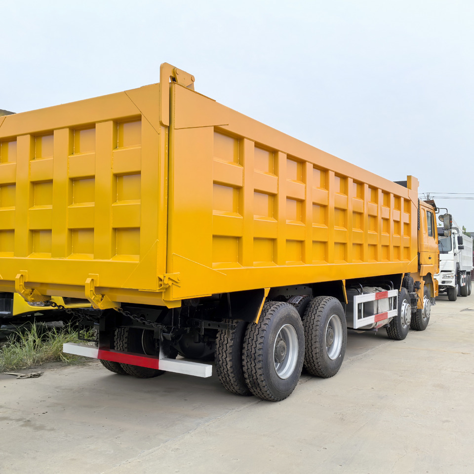 SHACMAN - Camión volquete: foto 4 SHACMAN - Camión volquete: foto 4