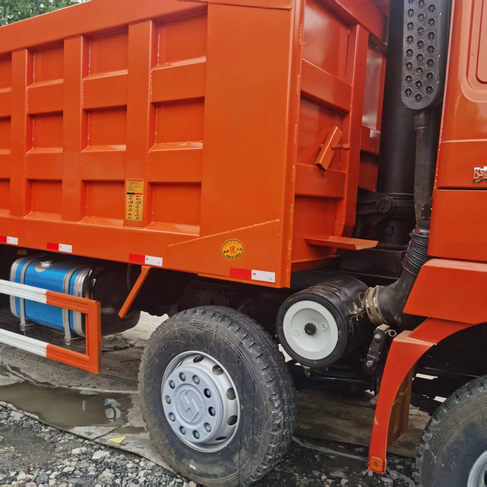 SHACMAN F3000 - Camión volquete: foto 3 SHACMAN F3000 - Camión volquete: foto 3