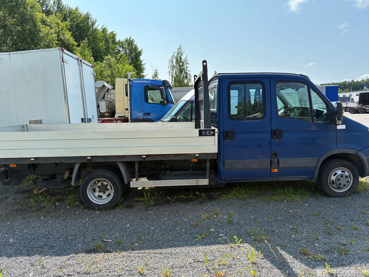 Iveco Daily 35 C14G avolava pakettiauto, 2010 *ALV-vähennyskelpoinen*, Tampere - Camión: foto 4 Iveco Daily 35 C14G avolava pakettiauto, 2010 *ALV-vähennyskelpoinen*, Tampere - Camión: foto 4