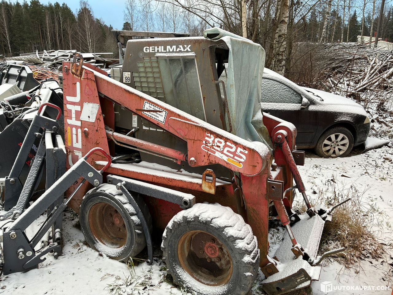 Gehl 3825 loader, Pälkäne - Minicargadora: foto 1 Gehl 3825 loader, Pälkäne - Minicargadora: foto 1