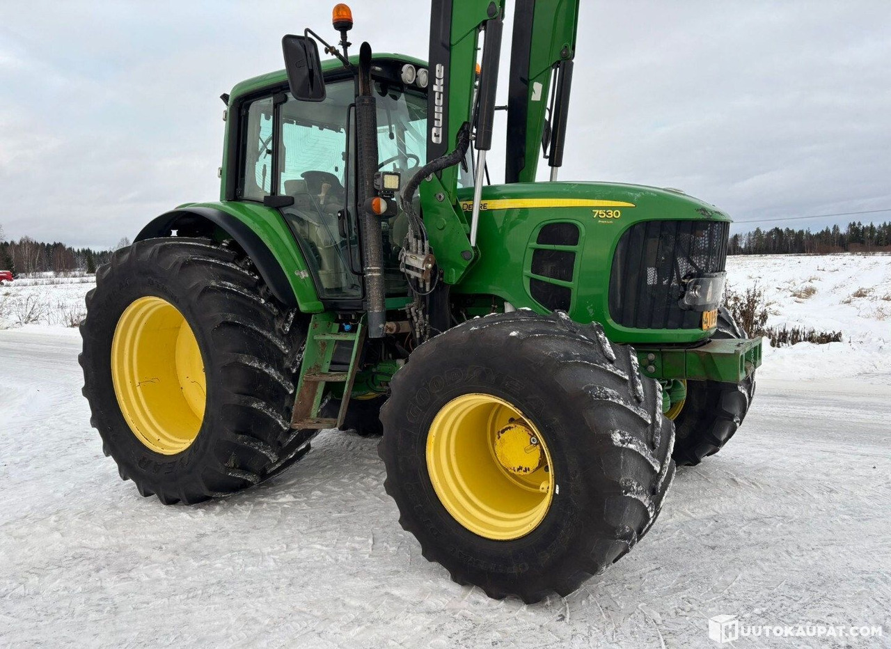 John Deere 7530 Premium with large tyres, 2007 tractor, Ylivieska - Tractor: foto 5 John Deere 7530 Premium with large tyres, 2007 tractor, Ylivieska - Tractor: foto 5