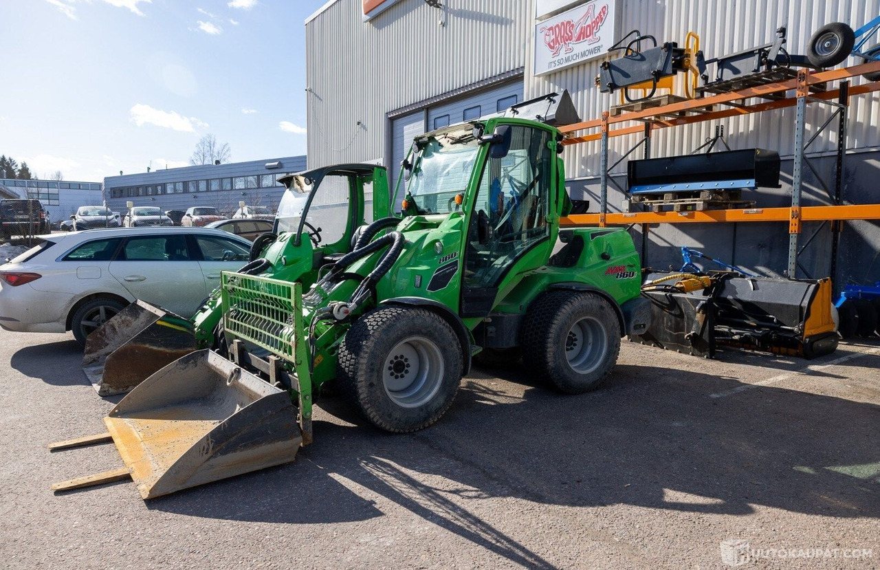 Avant 860 GT-ohjaamolla, 2022, Diesel, 1 000 h, Helsinki - Maquinaria agrícola: foto 1 Avant 860 GT-ohjaamolla, 2022, Diesel, 1 000 h, Helsinki - Maquinaria agrícola: foto 1