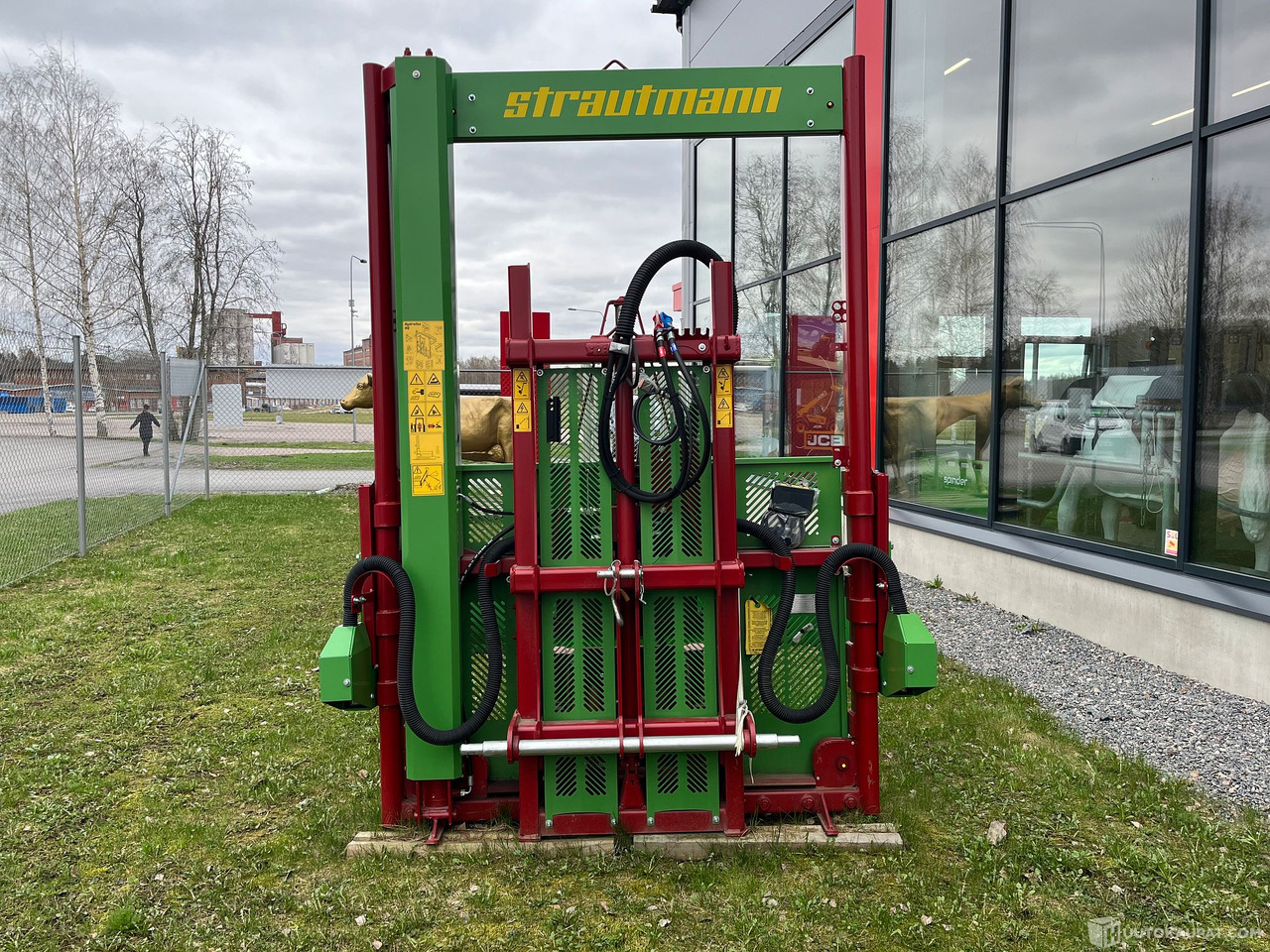 Strautmann Hydrofox HQ 2800, Rehuleikkuri, 2023, Hämeenlinna - Maquinaria agrícola: foto 1 Strautmann Hydrofox HQ 2800, Rehuleikkuri, 2023, Hämeenlinna - Maquinaria agrícola: foto 1