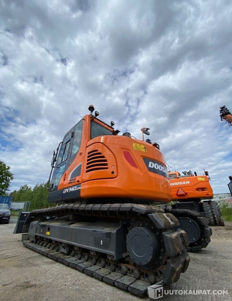 Doosan DX 140LCR-5, 2021, SMP-rototilt, puskulevy ja rasvari, Stage5, Helsinki - Maquinaria de construcción: foto 5 Doosan DX 140LCR-5, 2021, SMP-rototilt, puskulevy ja rasvari, Stage5, Helsinki - Maquinaria de construcción: foto 5