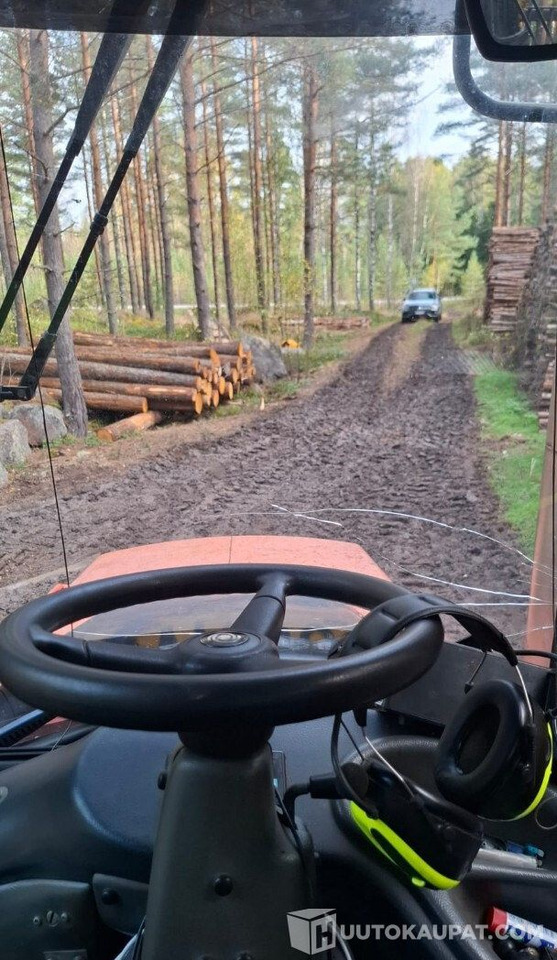 Valmet 840.2, 2005, Diesel, 21 400 h Metsäkone, Leppävirta - Maquinaria forestal: foto 4 Valmet 840.2, 2005, Diesel, 21 400 h Metsäkone, Leppävirta - Maquinaria forestal: foto 4