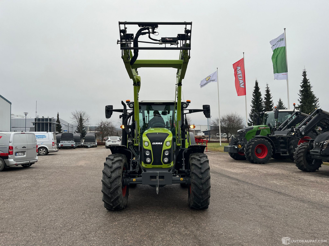 Claas Arion 420 traktori kuormaajalla, 2020,, Salo - Otra maquinaria: foto 3 Claas Arion 420 traktori kuormaajalla, 2020,, Salo - Otra maquinaria: foto 3