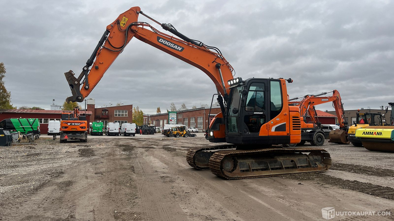 Doosan DX140LCR-5, 2020, telakaivinkone, Vantaa - Otra maquinaria: foto 1 Doosan DX140LCR-5, 2020, telakaivinkone, Vantaa - Otra maquinaria: foto 1