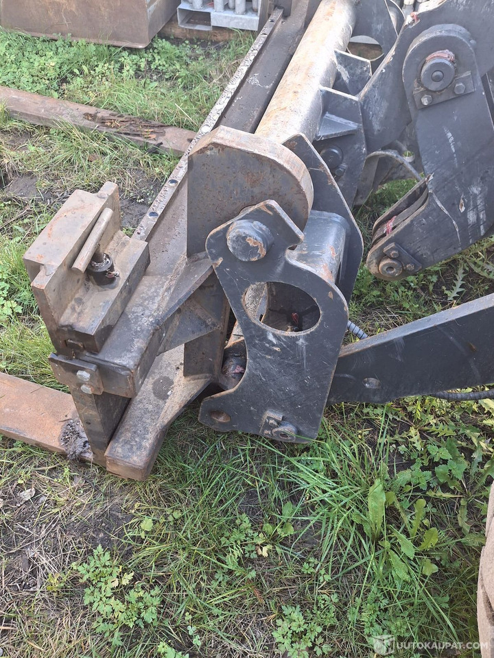Pyöräkuormaaja Volvo L40 B, vuosimalli 2003, Nurmijärvi - Cargadora de ruedas: foto 4 Pyöräkuormaaja Volvo L40 B, vuosimalli 2003, Nurmijärvi - Cargadora de ruedas: foto 4