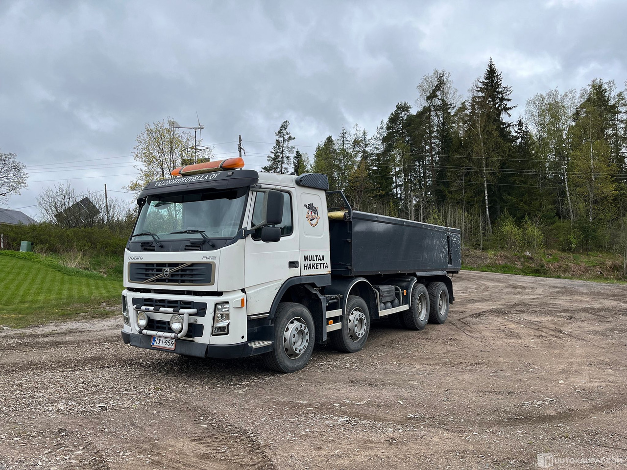 Volvo FM12, maansiirtokuorma-auto kipillä, 8X4, 2005, Vihti - Camión volquete: foto 2 Volvo FM12, maansiirtokuorma-auto kipillä, 8X4, 2005, Vihti - Camión volquete: foto 2