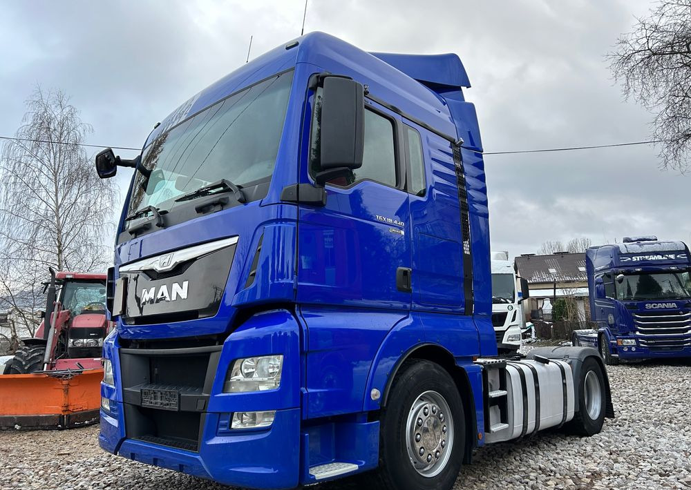 MAN TGS 18.440 NAUKA JAZDY ELKA AUTOMAT 4x2 STANDARD 315/70r22.5 SUPER STAN TGX 470 460 420 430 500 510 400 360 410 - Cabeza tractora: foto 2 MAN TGS 18.440 NAUKA JAZDY ELKA AUTOMAT 4x2 STANDARD 315/70r22.5 SUPER STAN TGX 470 460 420 430 500 510 400 360 410 - Cabeza tractora: foto 2