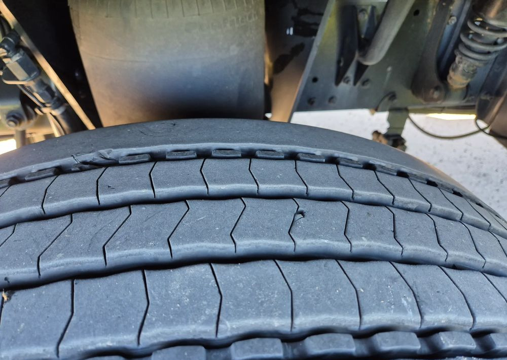 Camión lona MAN Tgm 18.320 FULL SERWIS UNIKAT TOP ORYGINALNY PRZEBIEG z Niemiec AUTOMAT WINDA ACC Pirelli klima postojowa 18.250 18.290 15.250 15.290 15.320: foto 13 Camión lona MAN Tgm 18.320 FULL SERWIS UNIKAT TOP ORYGINALNY PRZEBIEG z Niemiec AUTOMAT WINDA ACC Pirelli klima postojowa 18.250 18.290 15.250 15.290 15.320: foto 13