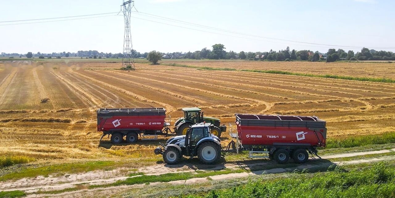 Metal-Fach Przyczepa skorupowa tandem T935/1 – 18t - Remolque agrícola: foto 4 Metal-Fach Przyczepa skorupowa tandem T935/1 – 18t - Remolque agrícola: foto 4