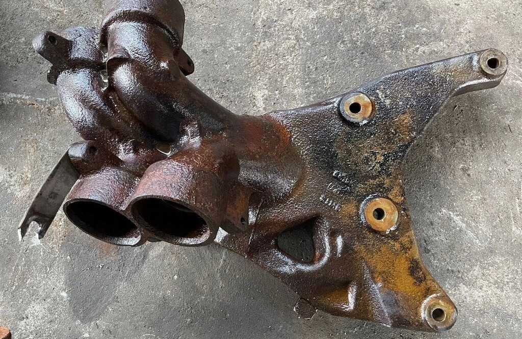 Scania R 730 V8 1906965   Scania R 730 V8 1906965 truck - Colector de escape para Camión: foto 4 Scania R 730 V8 1906965   Scania R 730 V8 1906965 truck - Colector de escape para Camión: foto 4